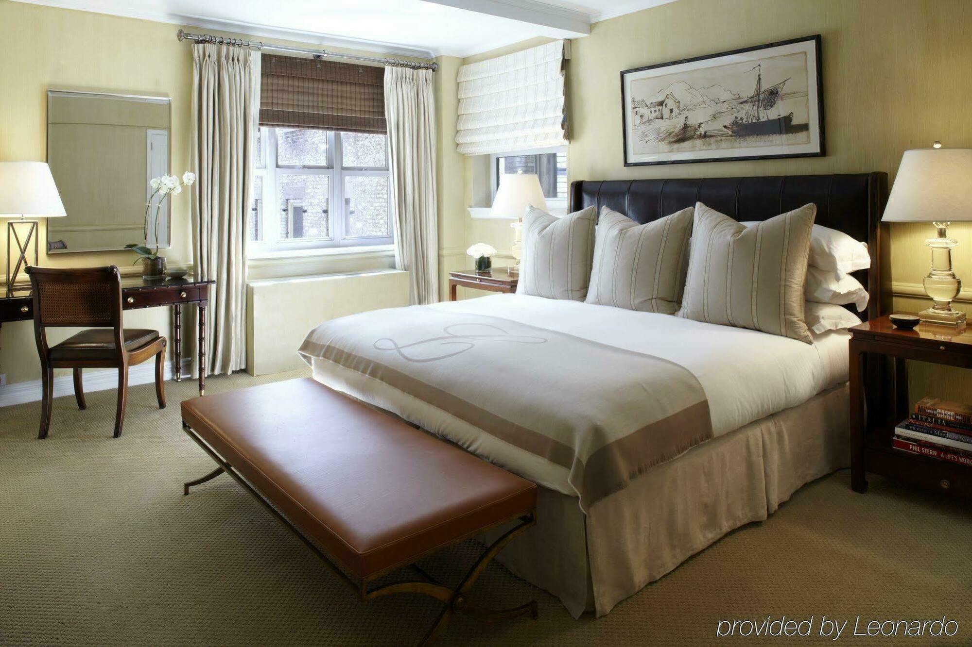 Lowell Hotel New York Room photo